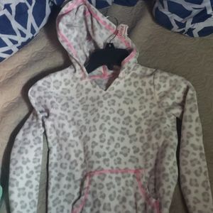 Girls light weight pullover sweater